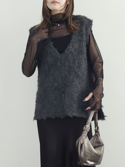 fluffy Vneck knit vest