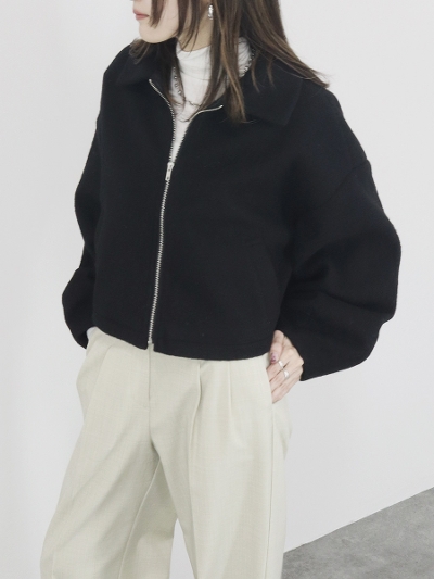 volume sleeve short blouson